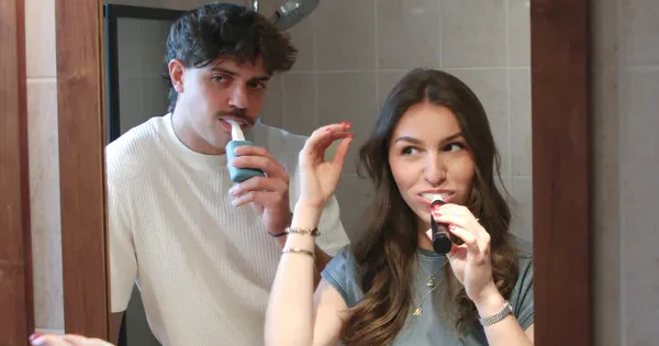 On Saniyede Diş Temizliği