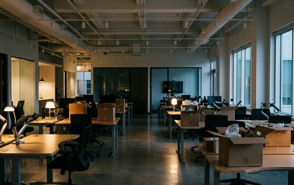 Meta Yüzlerce Çalışanı İşten Çıkardı