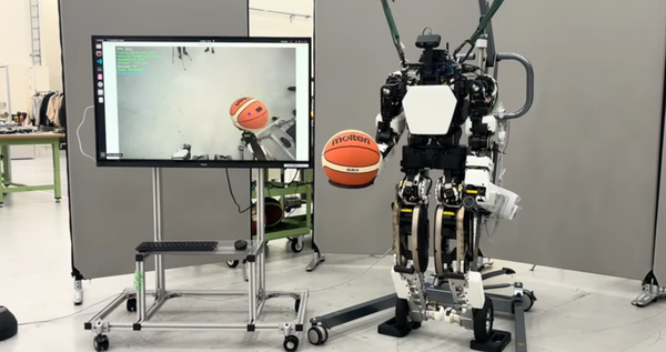 Toyota Robotu Basketbol Oynamayı Öğrendi